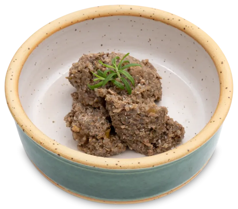 Menu s kozím mäsom a quinoou v umelom obale